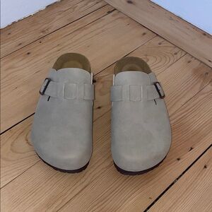 Women's Grey/Taupe Slip-On Loafers